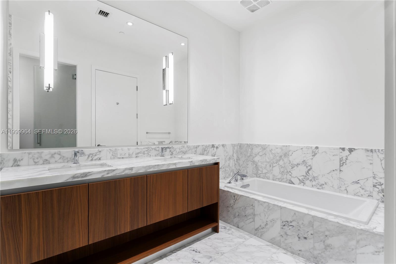 175 SE 25th Rd # 1501