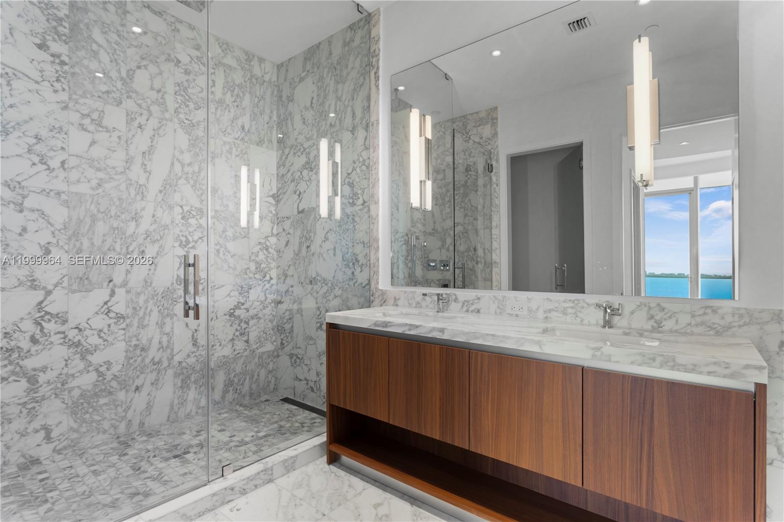 175 SE 25th Rd # 1501