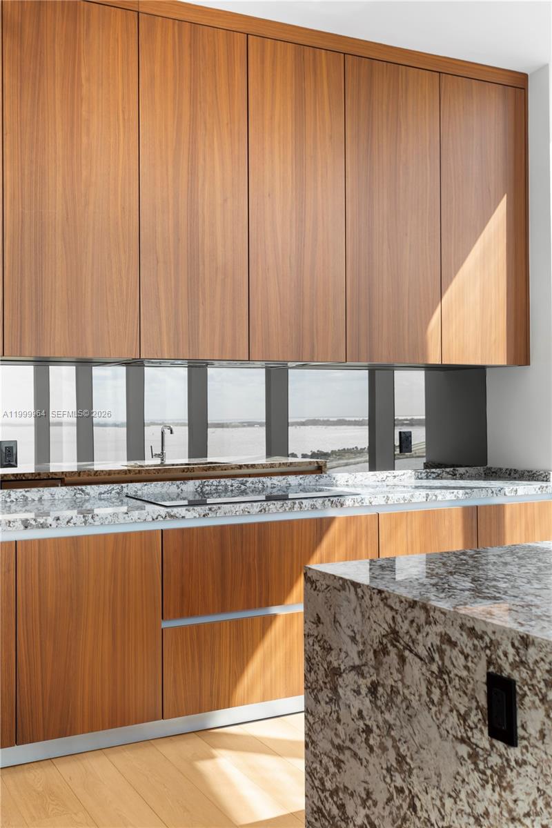 175 SE 25th Rd # 1501