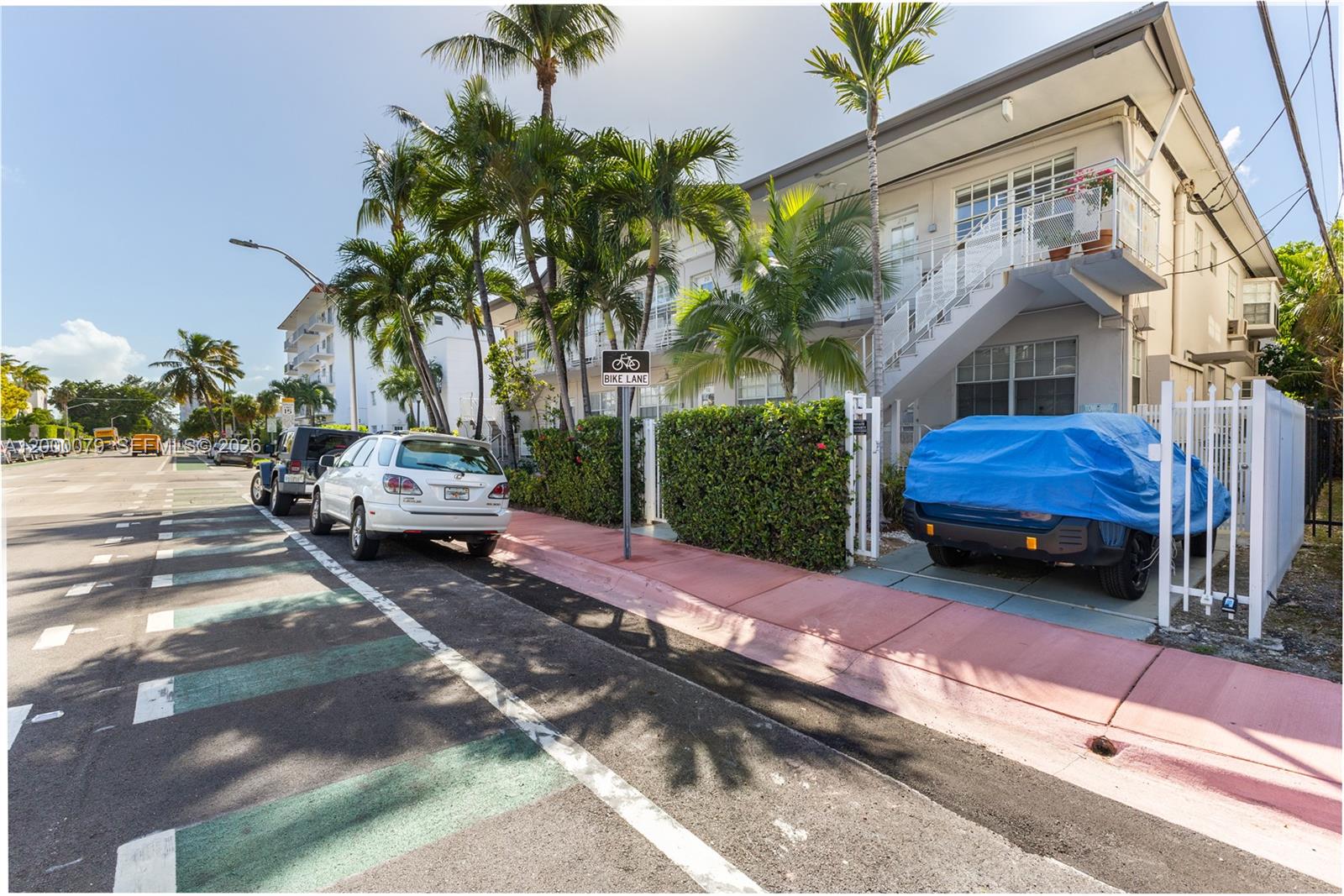 717 Espanola Way # 110