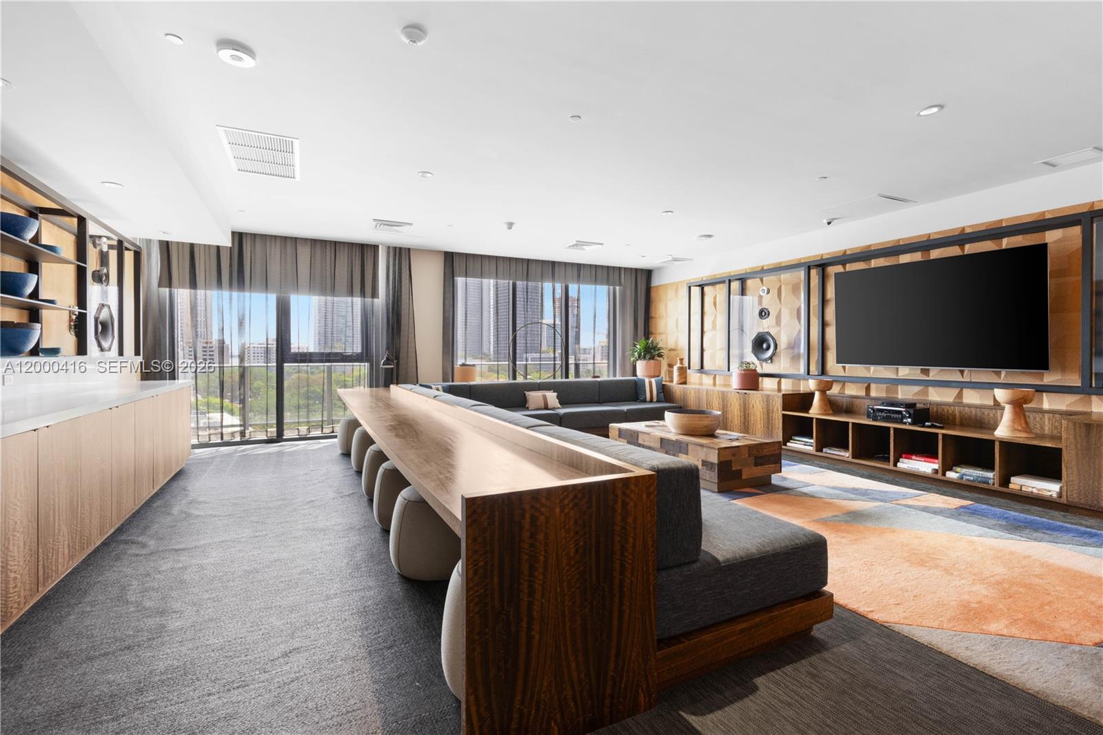 121 NE 34th St # 2602