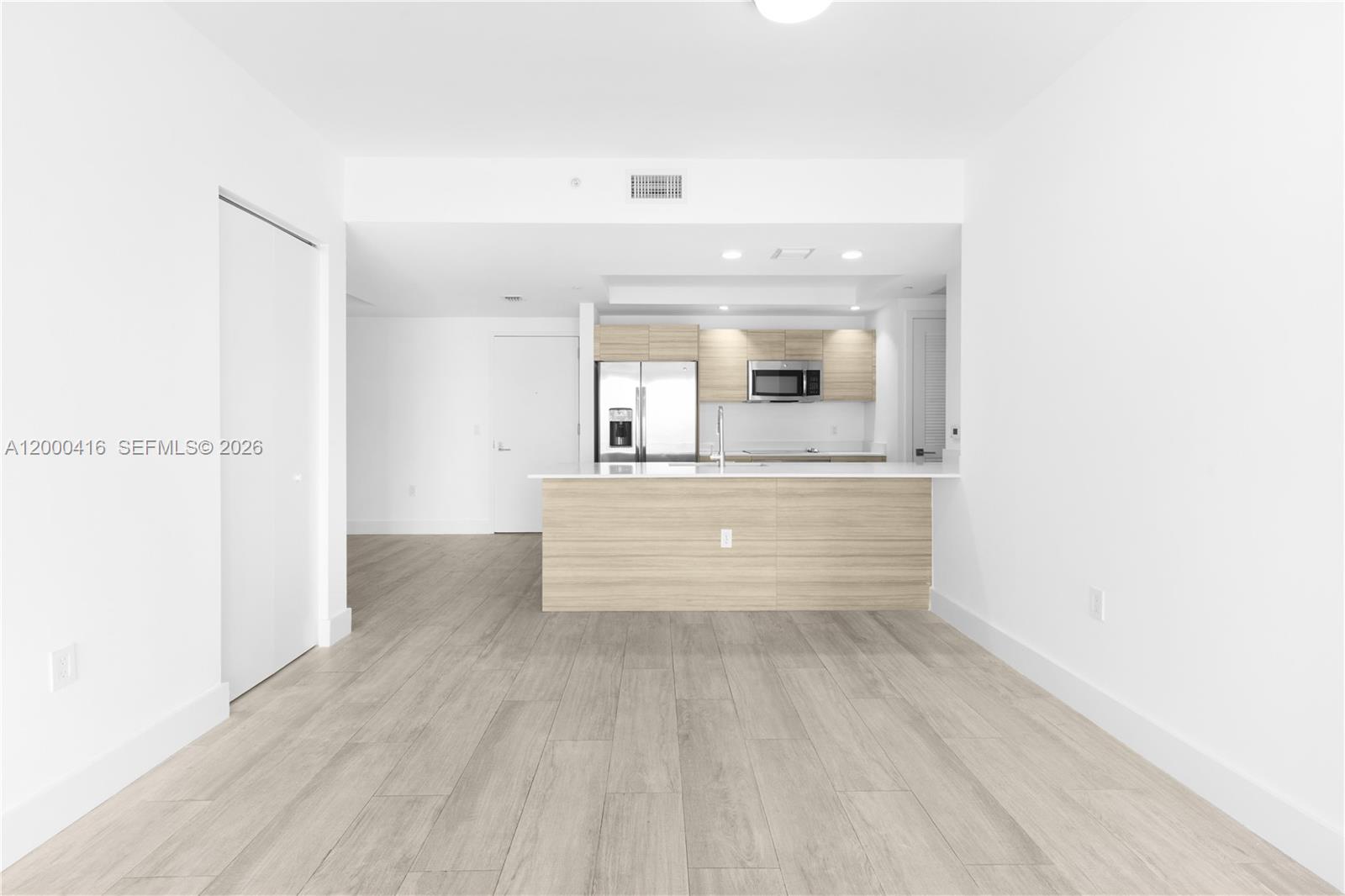 121 NE 34th St # 2602