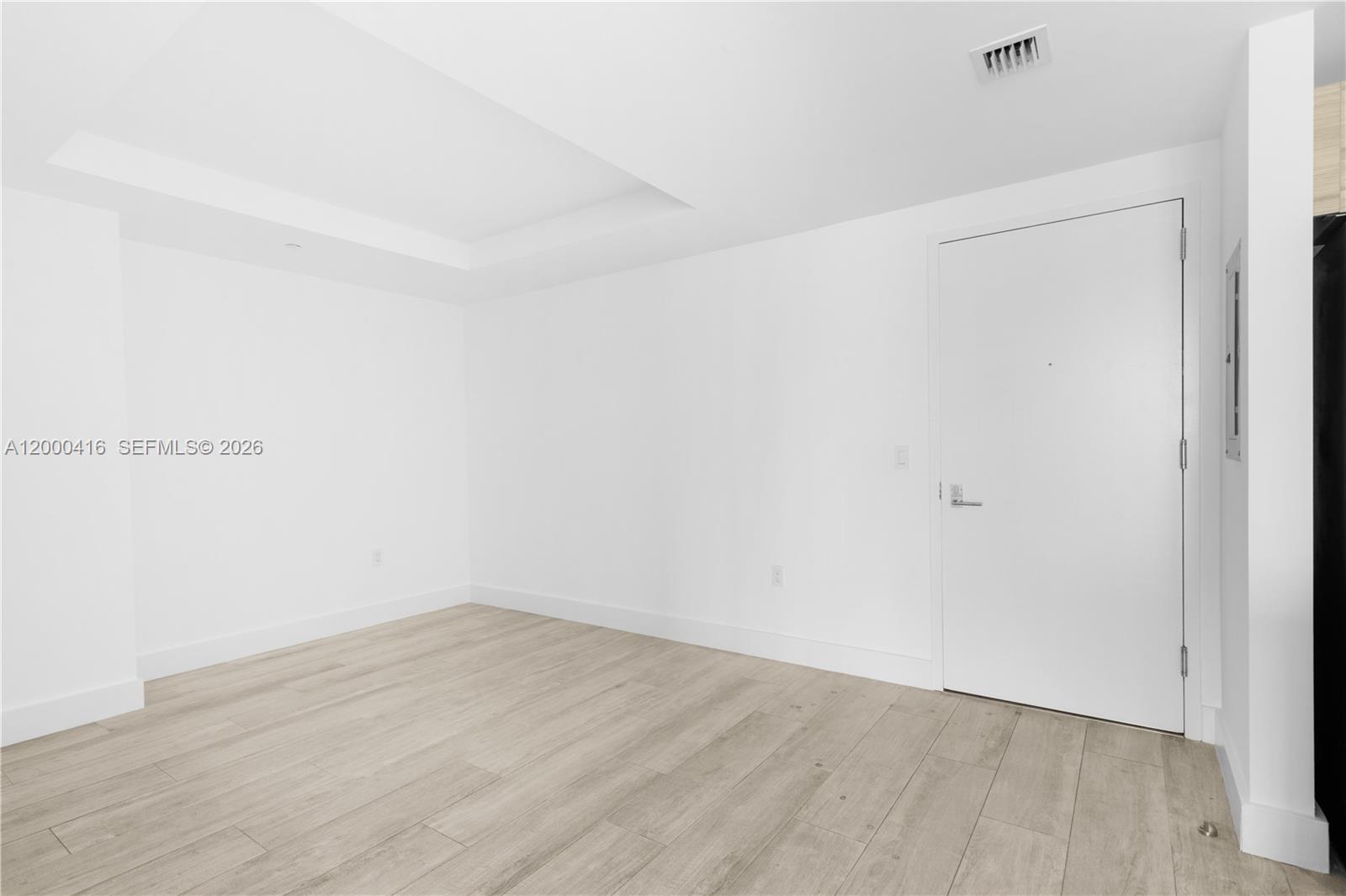 121 NE 34th St # 2602