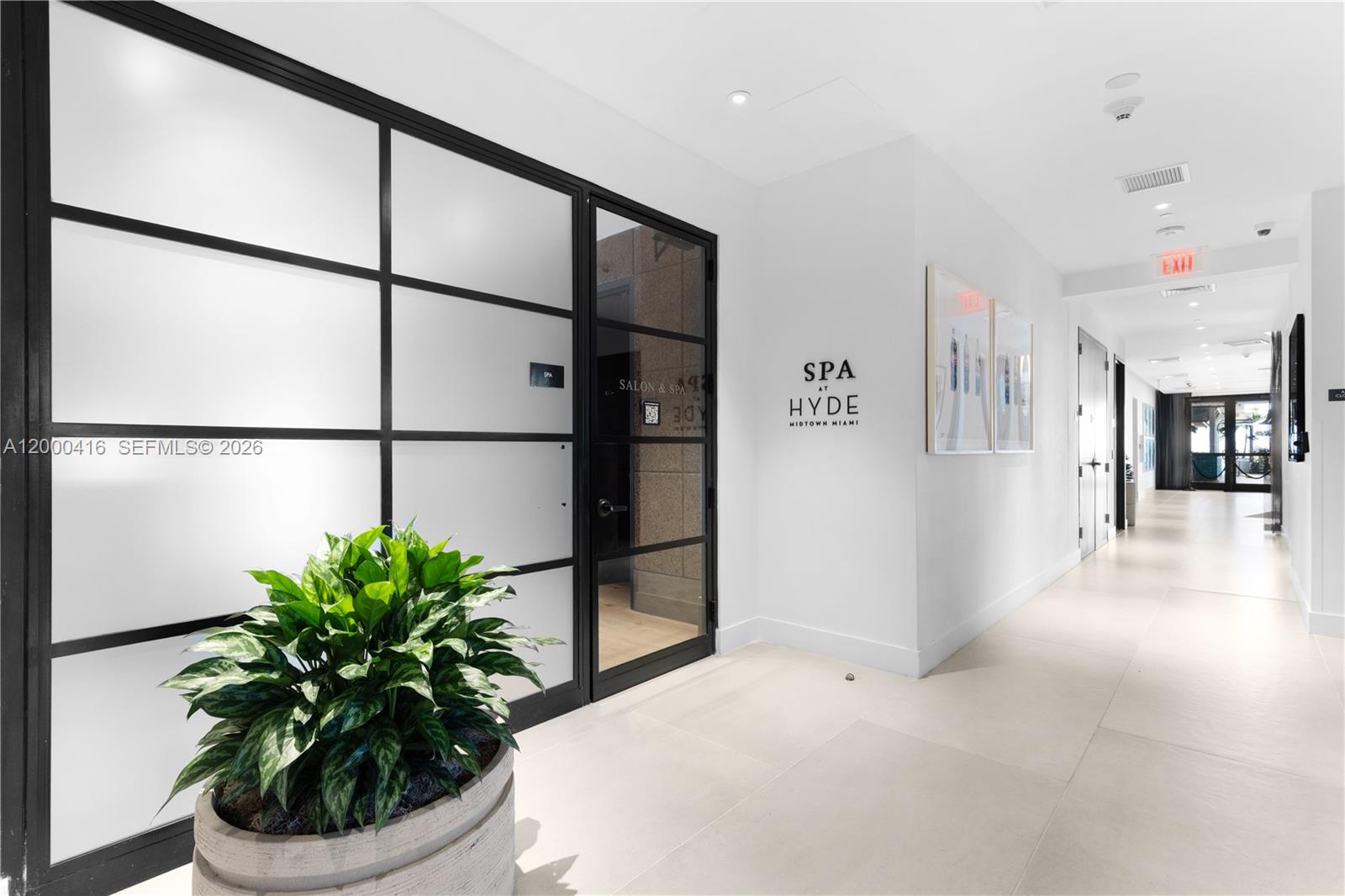 121 NE 34th St # 2602