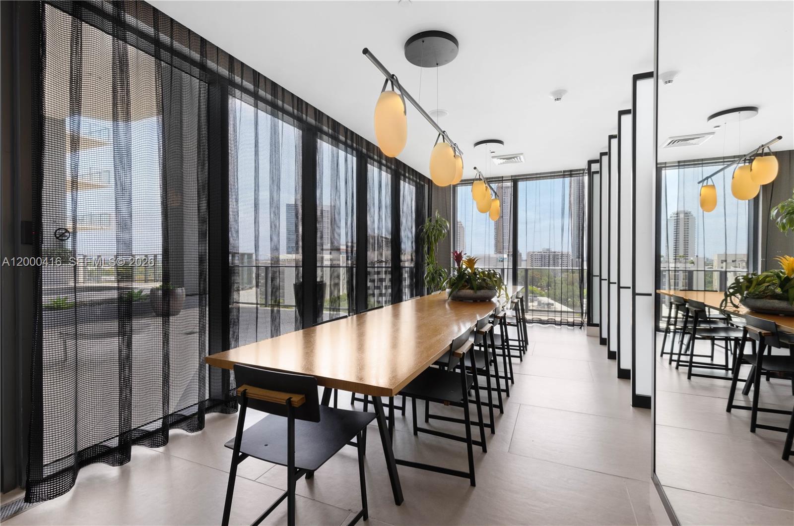 121 NE 34th St # 2602