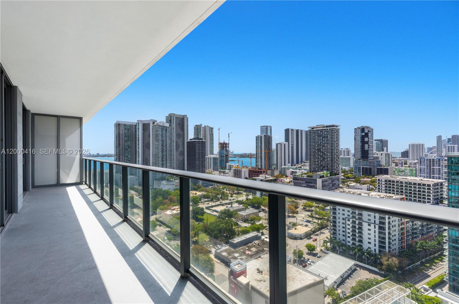 121 NE 34th St # 2602