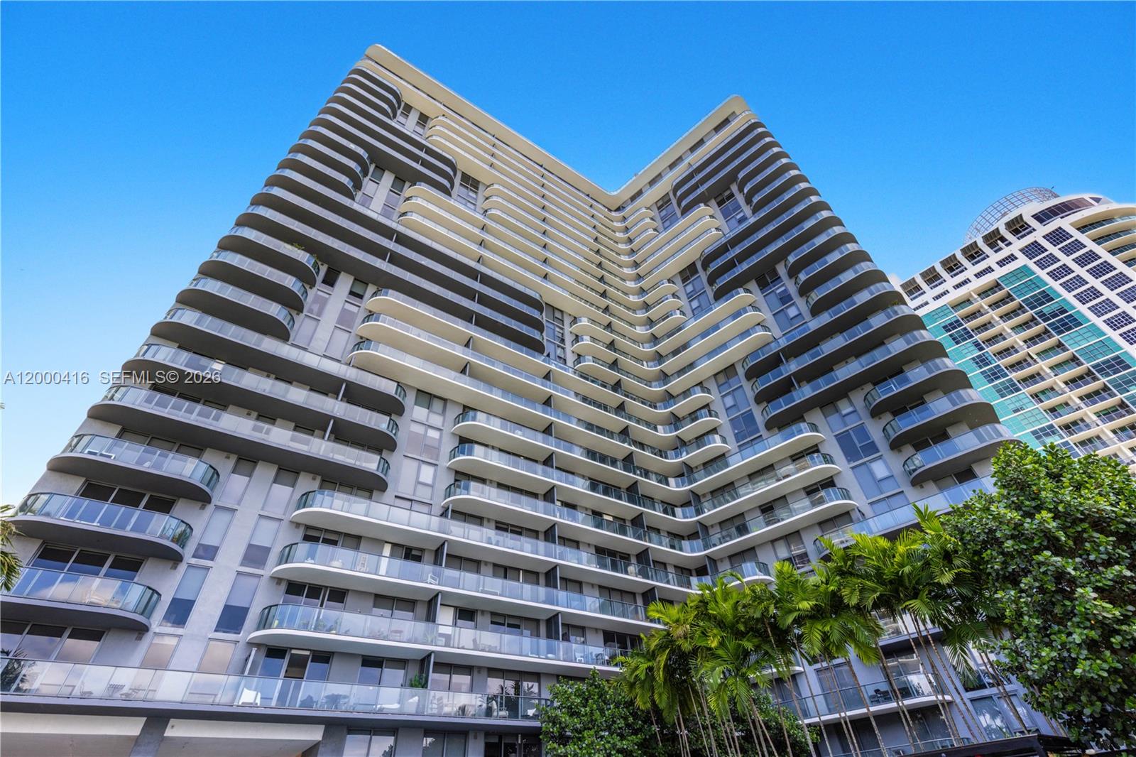 121 NE 34th St # 2602