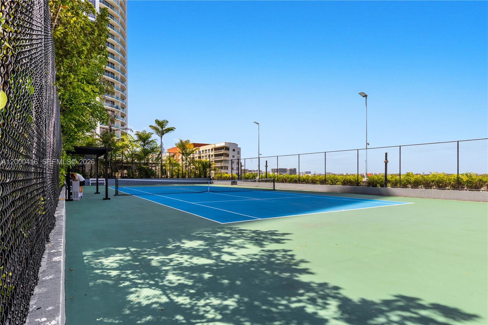 121 NE 34th St # 2602