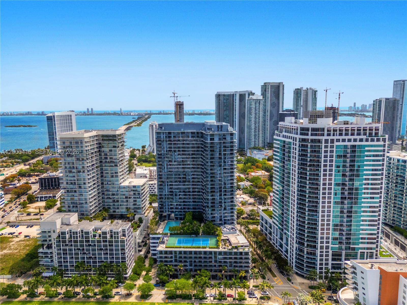 121 NE 34th St # 2602