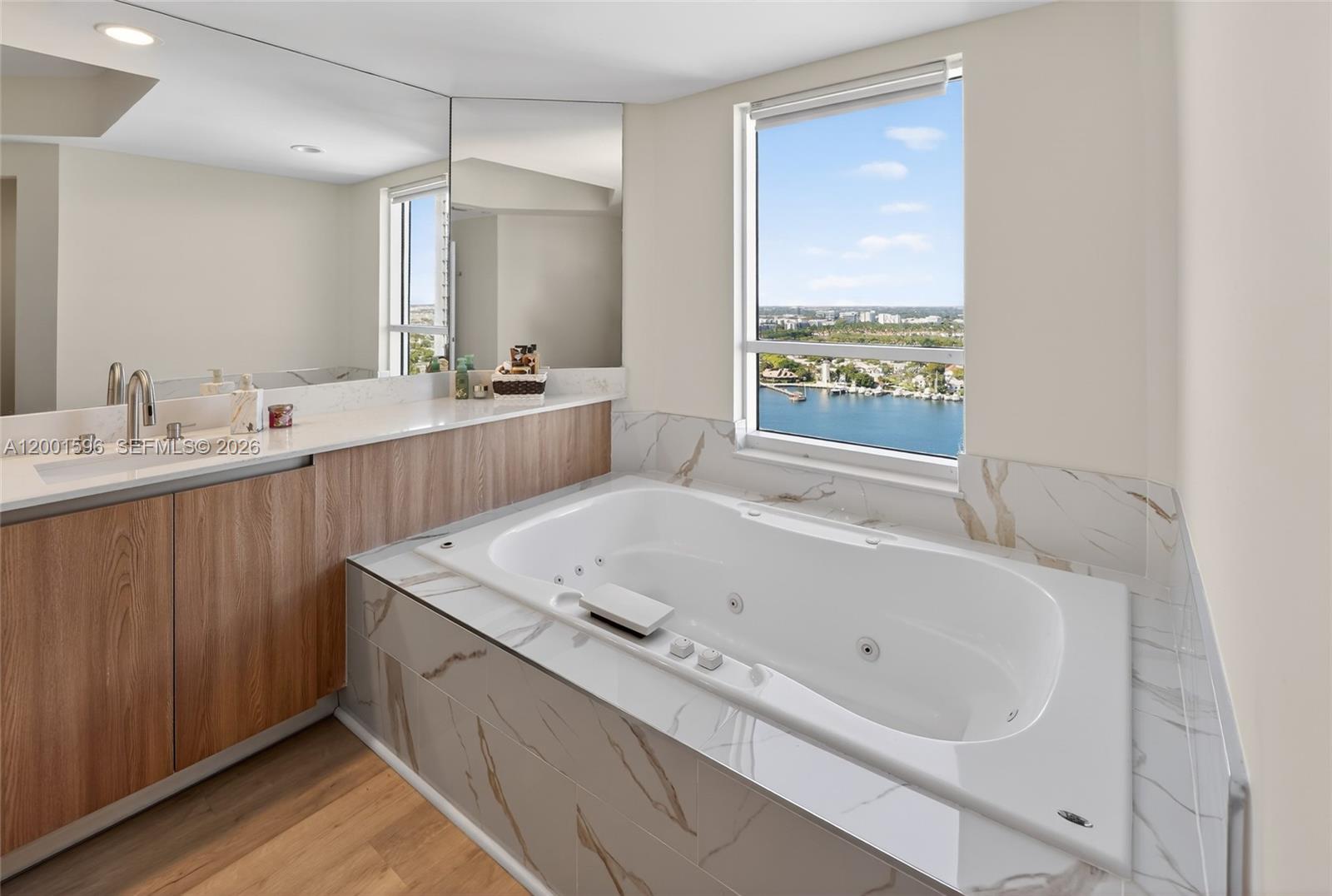 21050 Point Pl # 2301