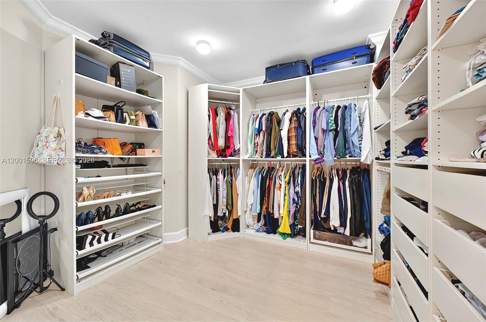 21050 Point Pl # 2301