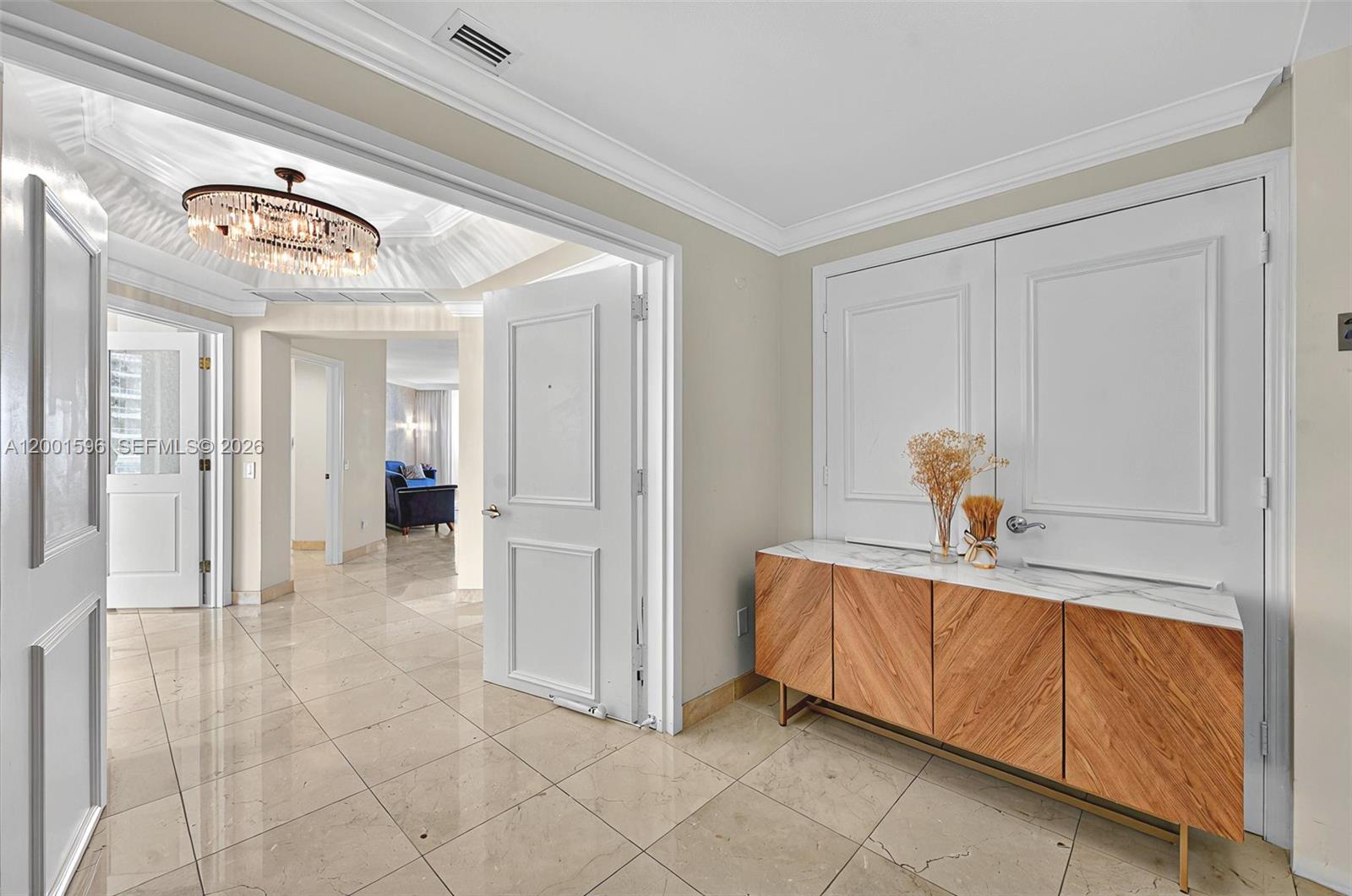 21050 Point Pl # 2301