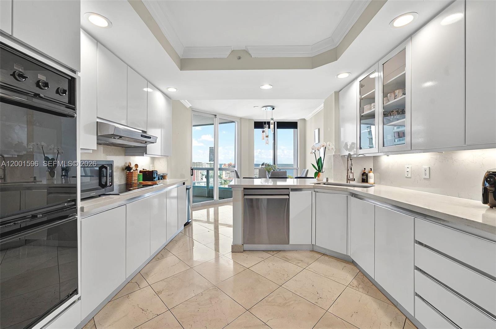 21050 Point Pl # 2301