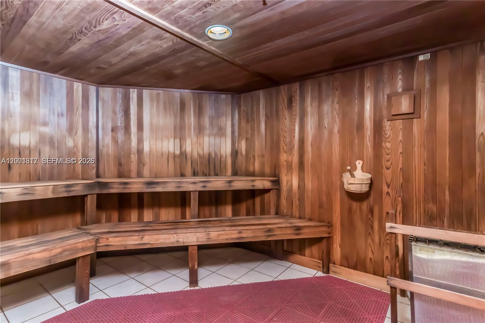 253 NE 2nd St # 1608