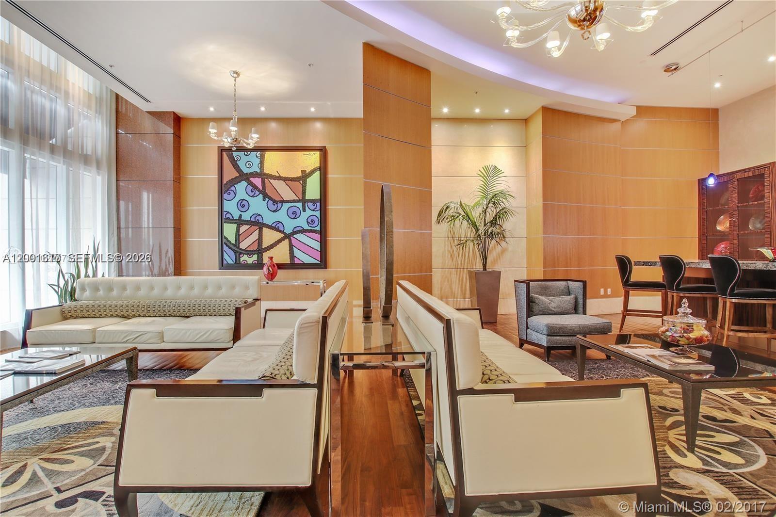 253 NE 2nd St # 1608