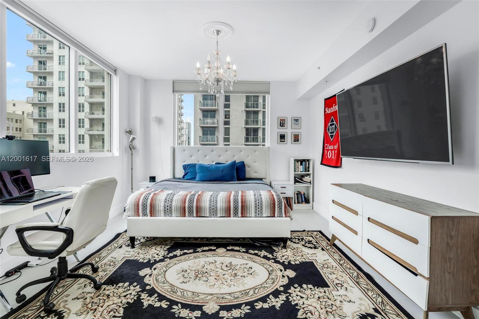 253 NE 2nd St # 1608