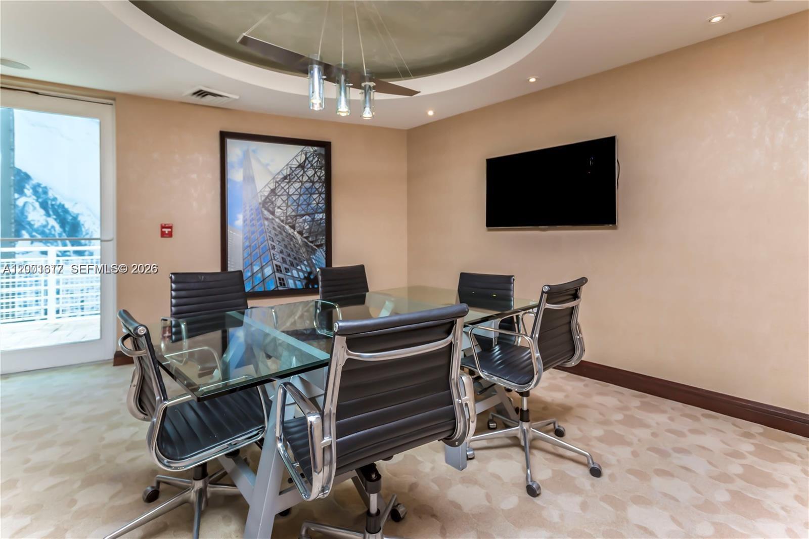 253 NE 2nd St # 1608