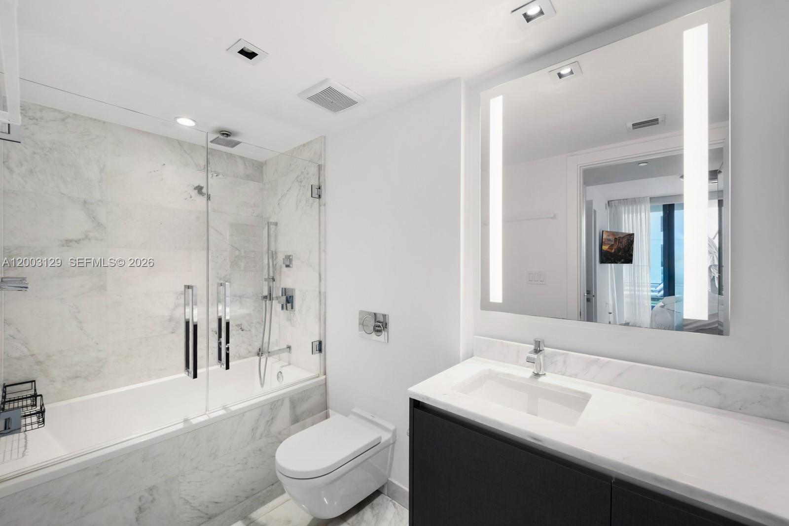 1451 Brickell Ave # 903