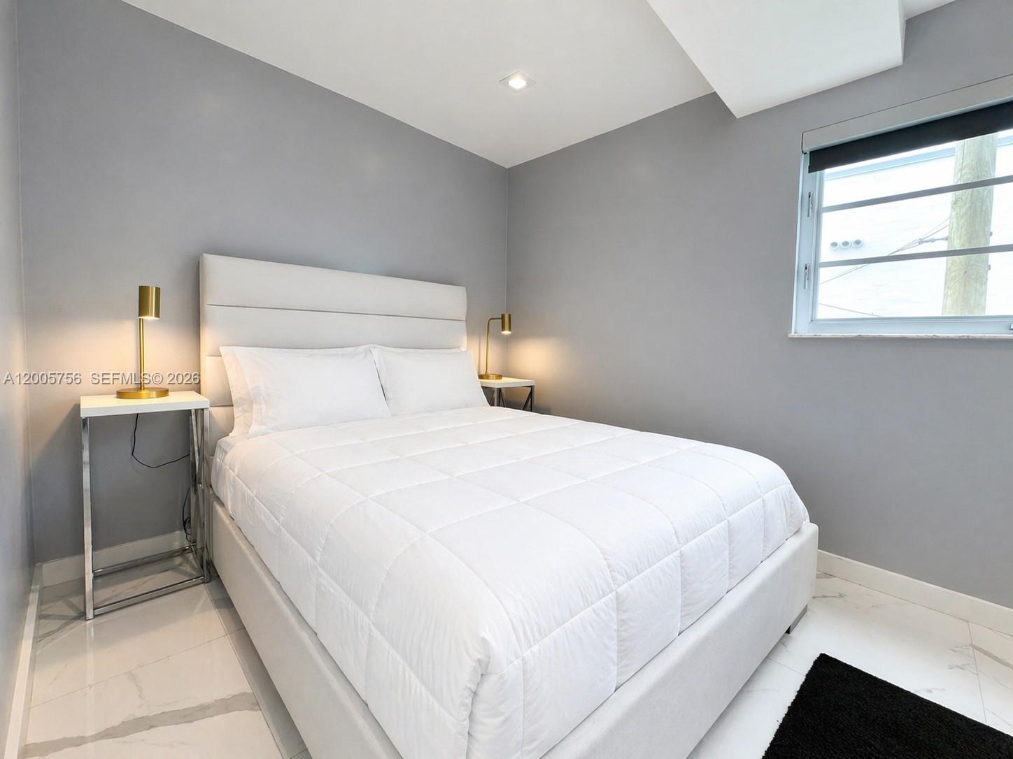 1428 Euclid Ave # 207