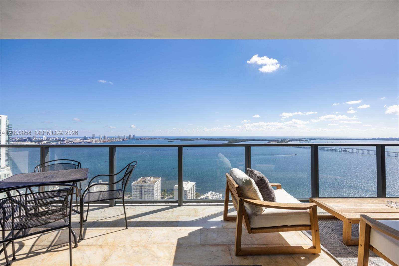 1451 Brickell Ave # 4002