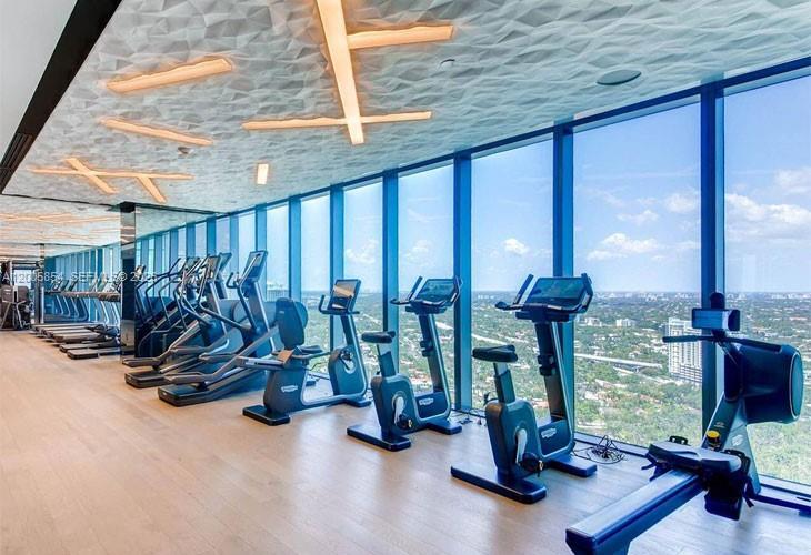 1451 Brickell Ave # 4002