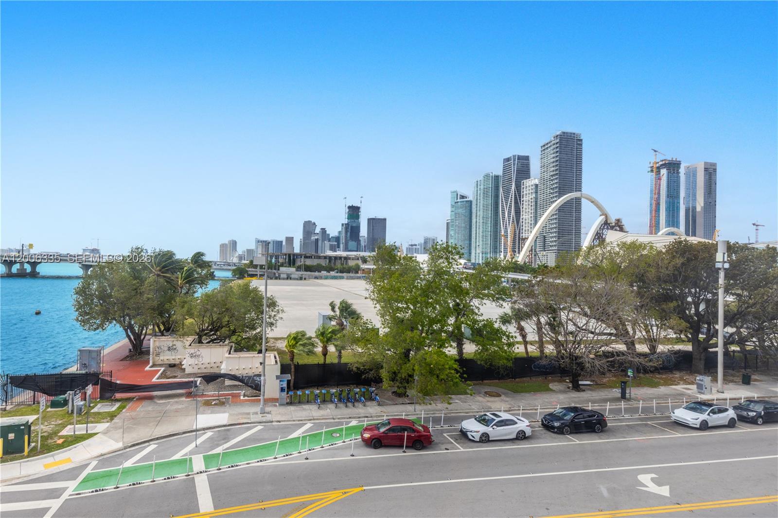 555 NE 15th St # 501