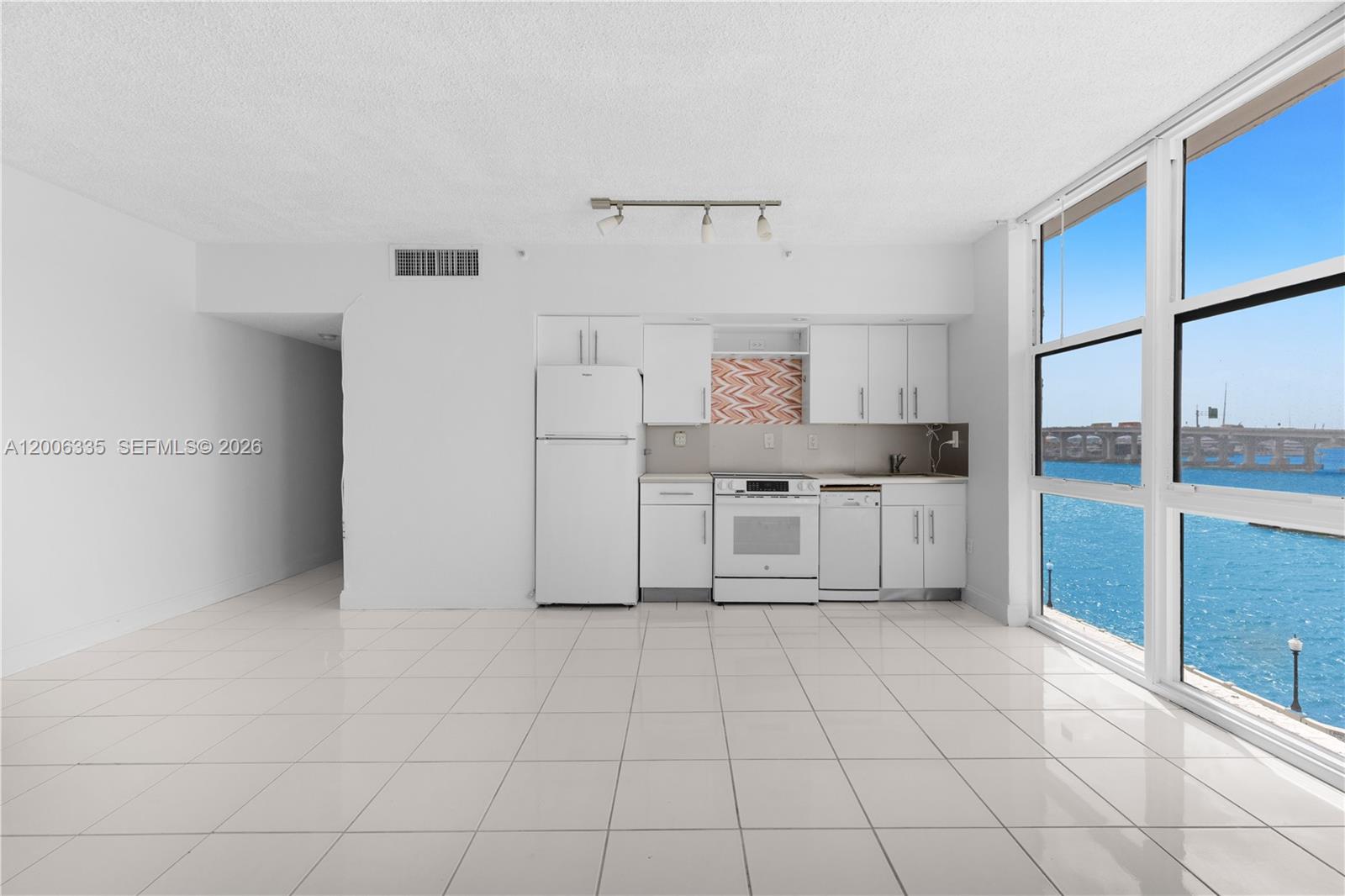 555 NE 15th St # 501