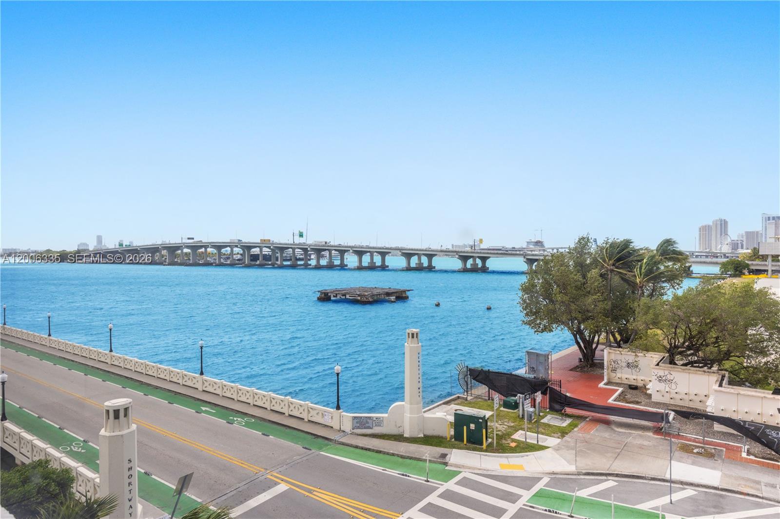 555 NE 15th St # 501