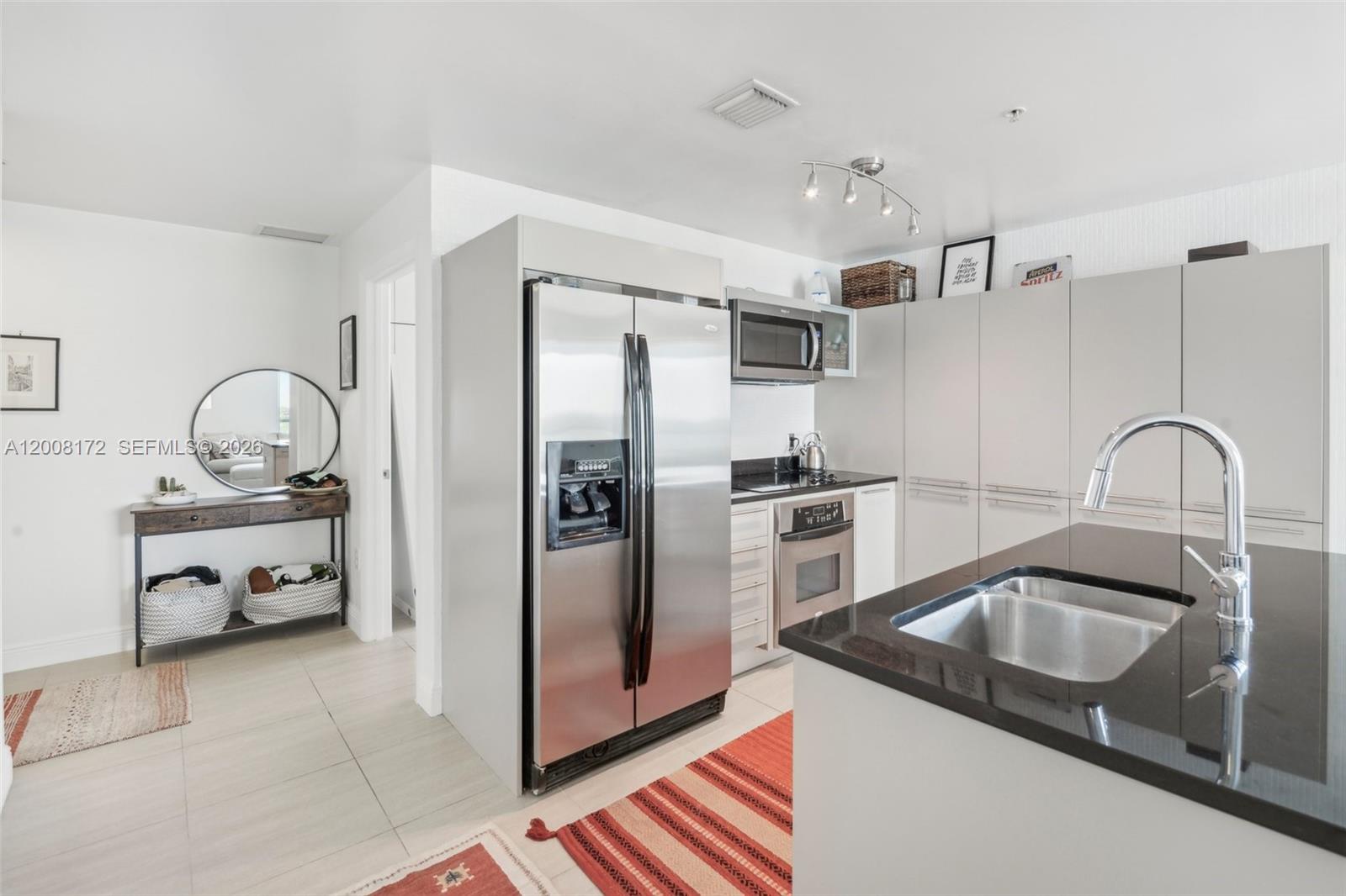 1900 N Bayshore Dr # 1511