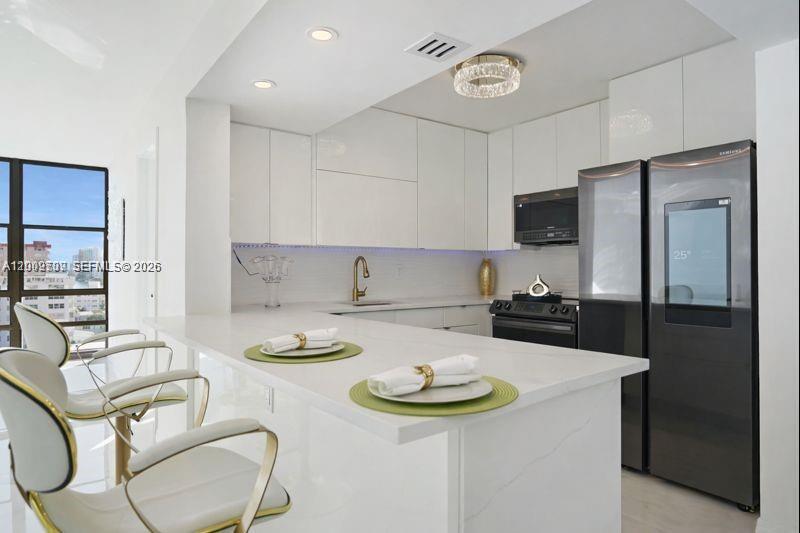 2017 S Ocean Dr # 1206