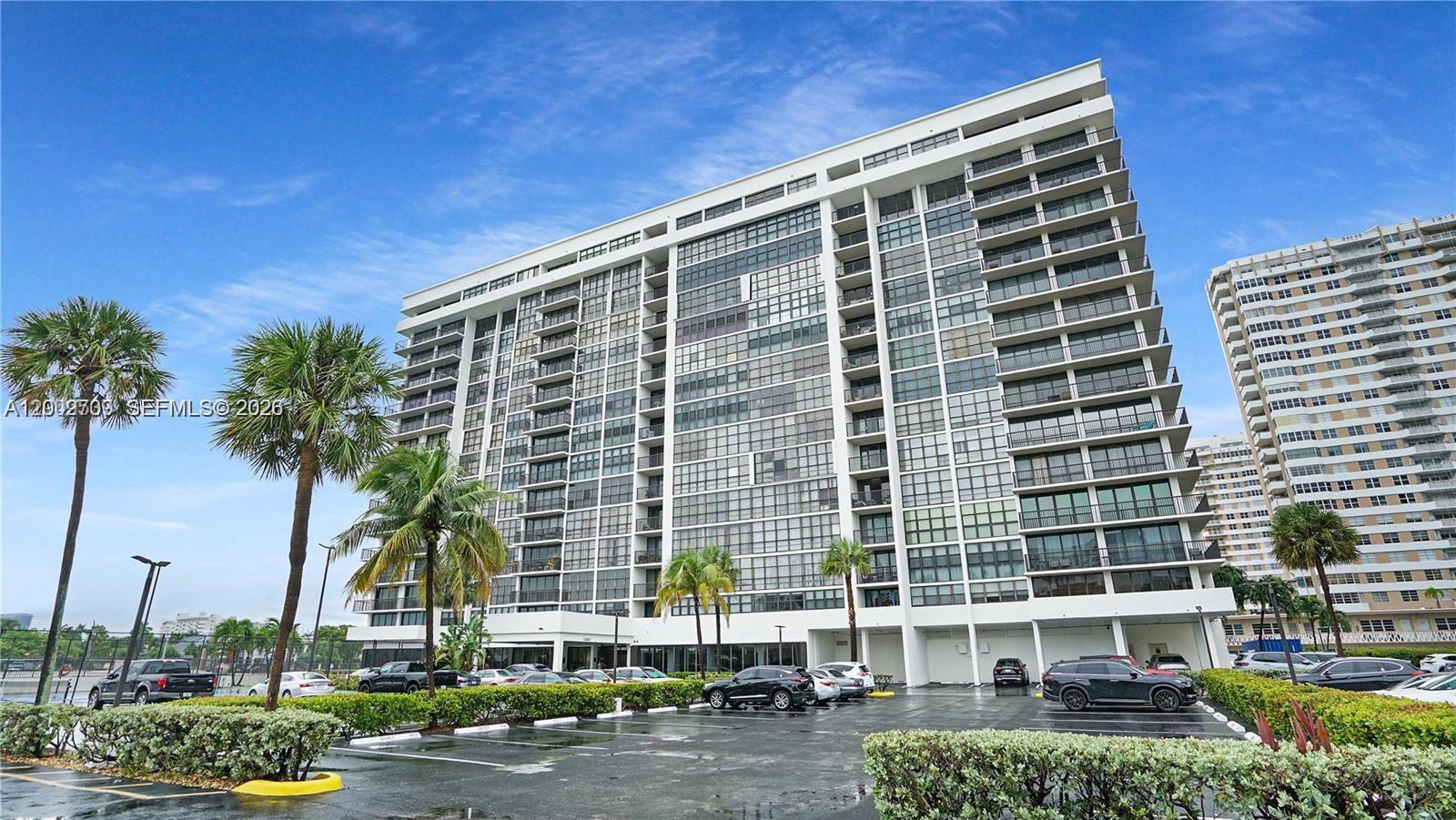 2017 S Ocean Dr # 1206