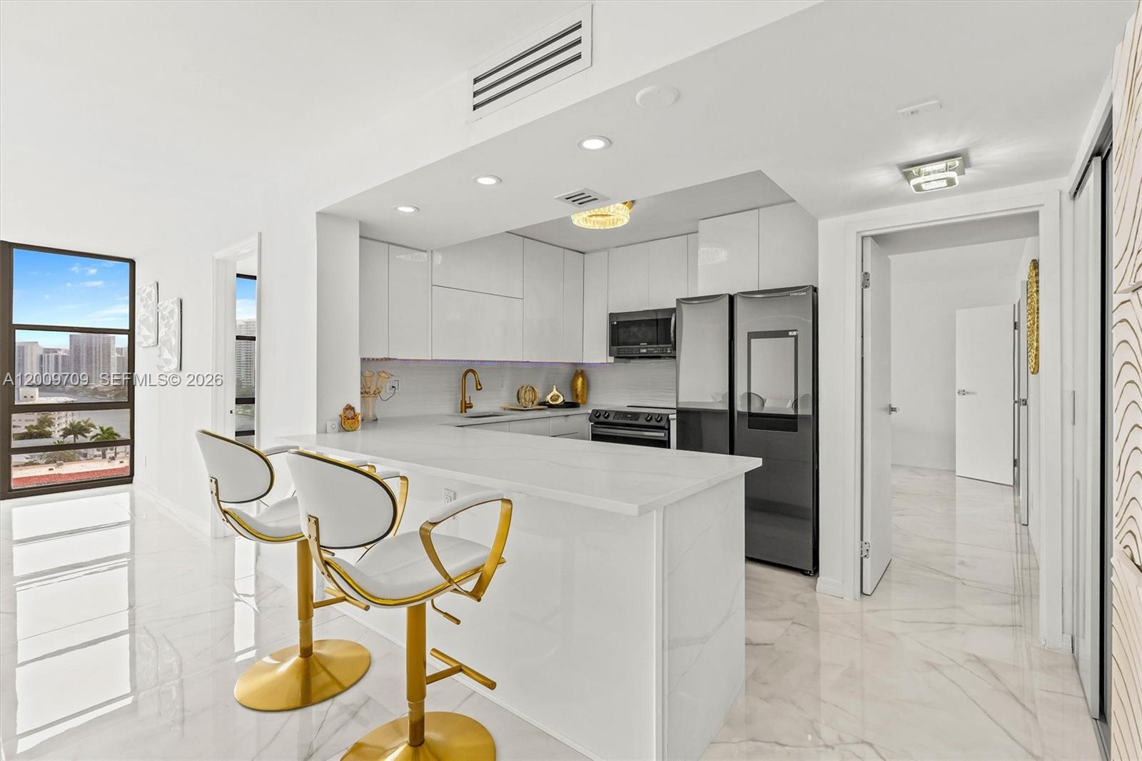 2017 S Ocean Dr # 1206