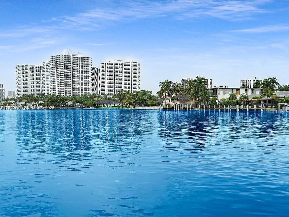2017 S Ocean Dr # 1206