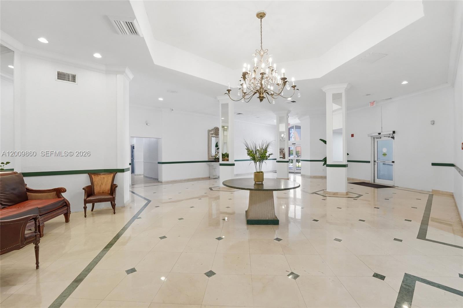1301 NE Miami Gardens Dr Unit: 315W