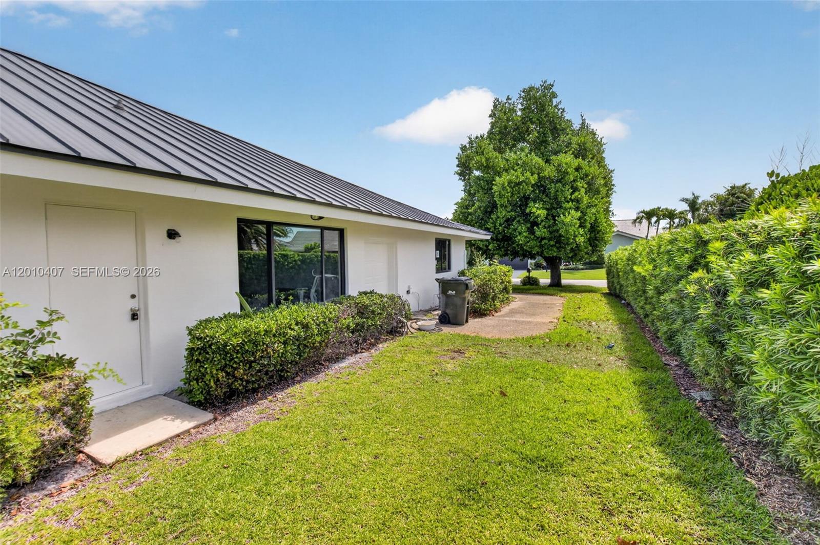 712 Pine Lake Drive