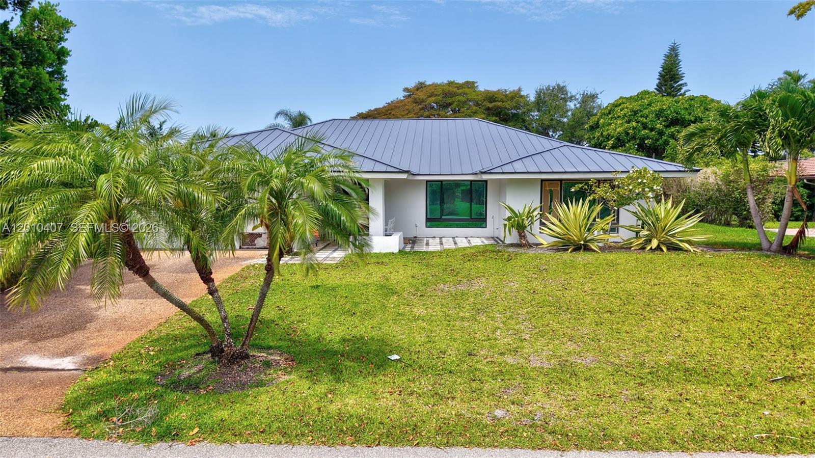 712 Pine Lake Drive
