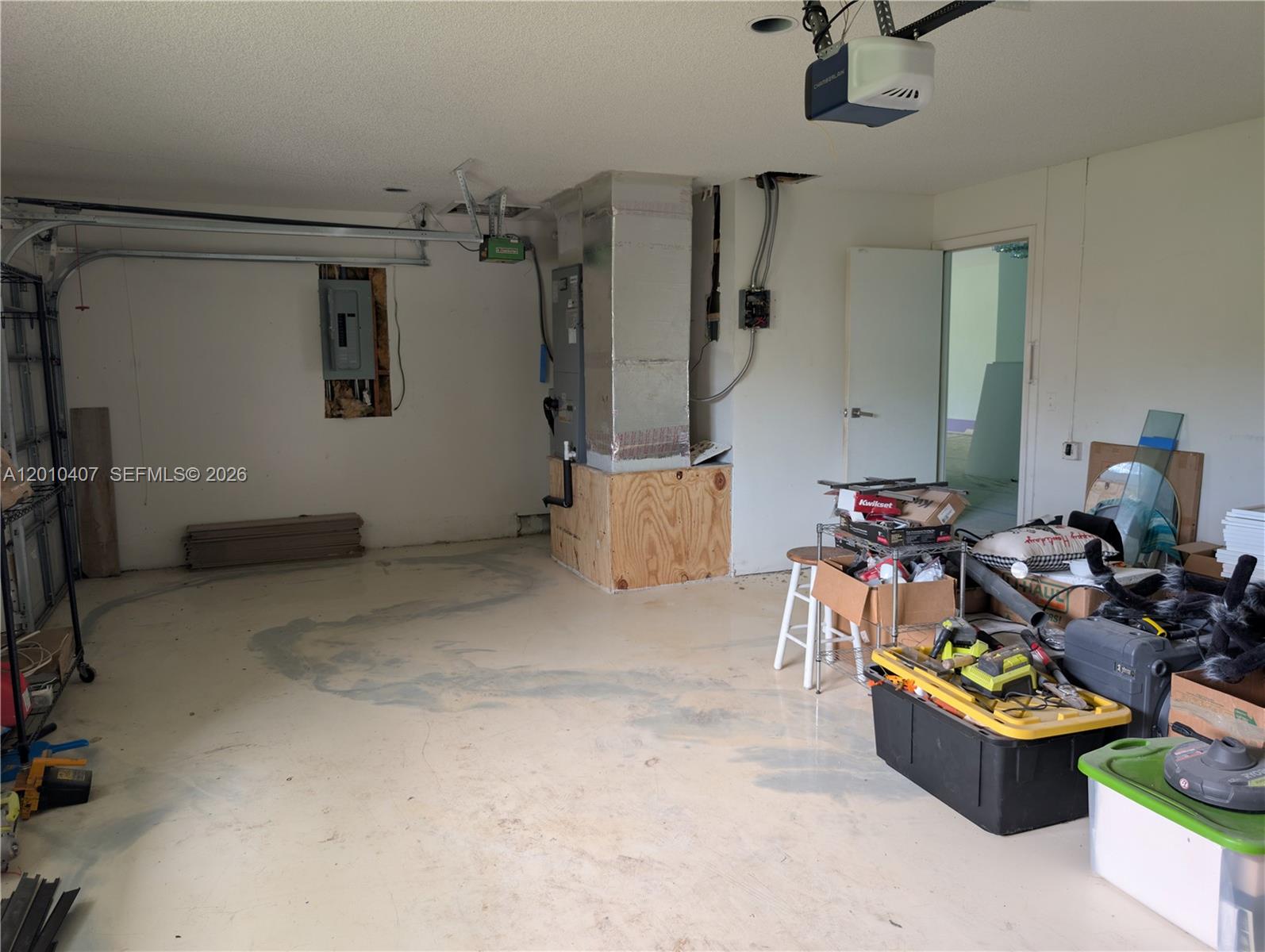712 Pine Lake Drive