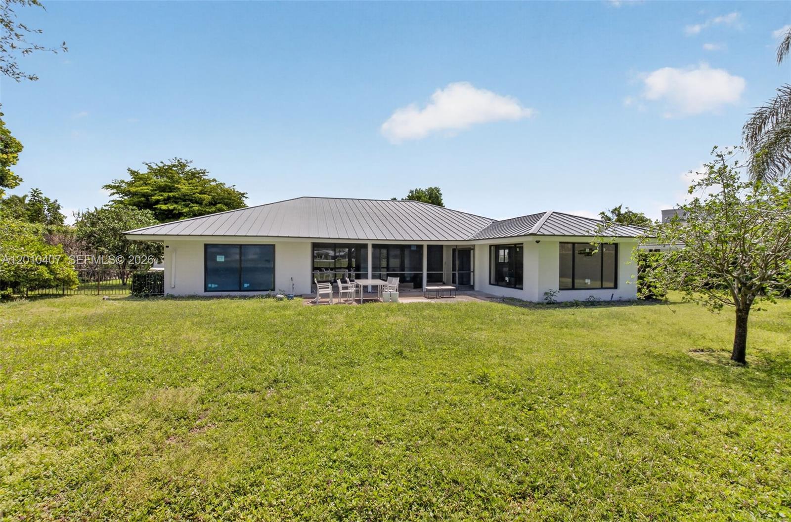 712 Pine Lake Drive