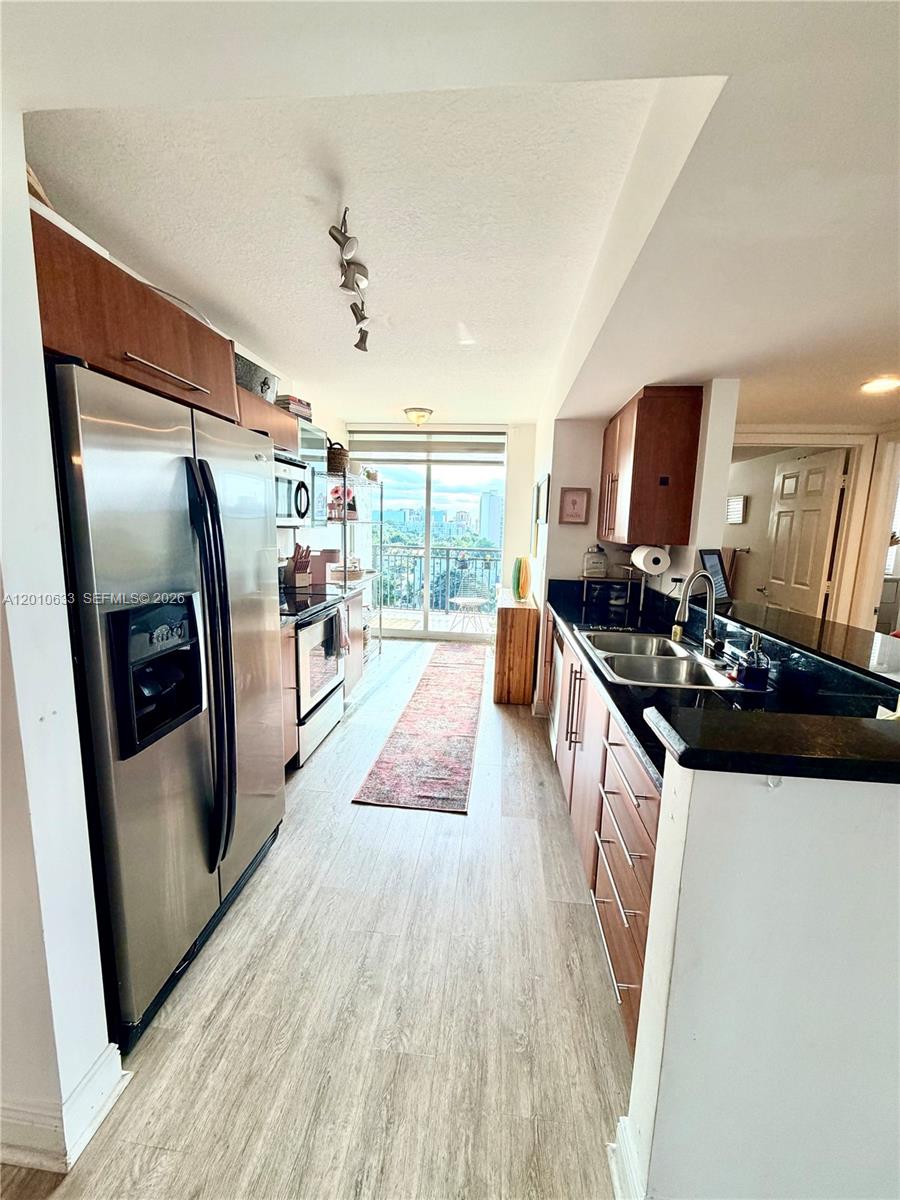 3232 SW 22nd Ter # 910