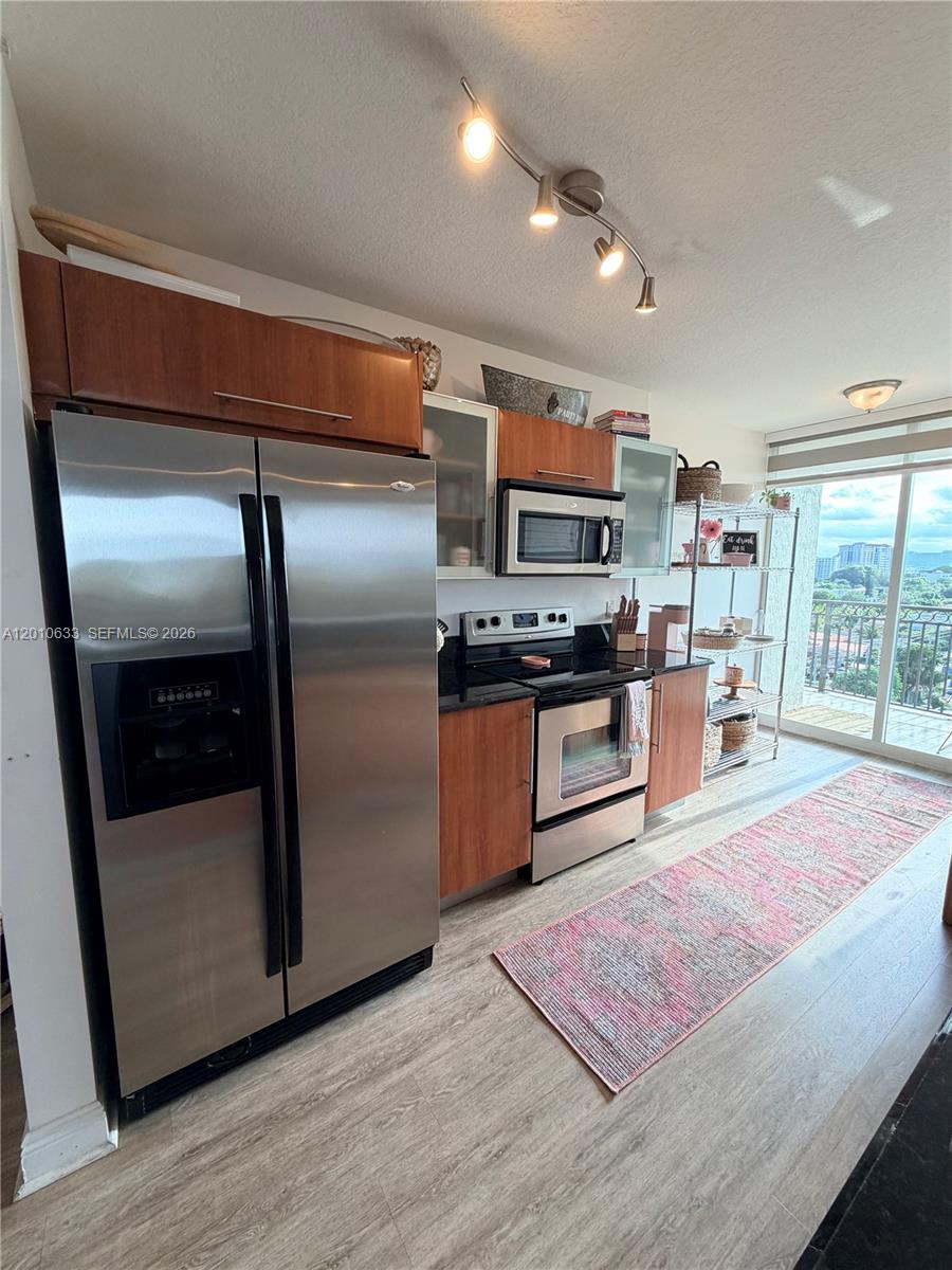 3232 SW 22nd Ter # 910