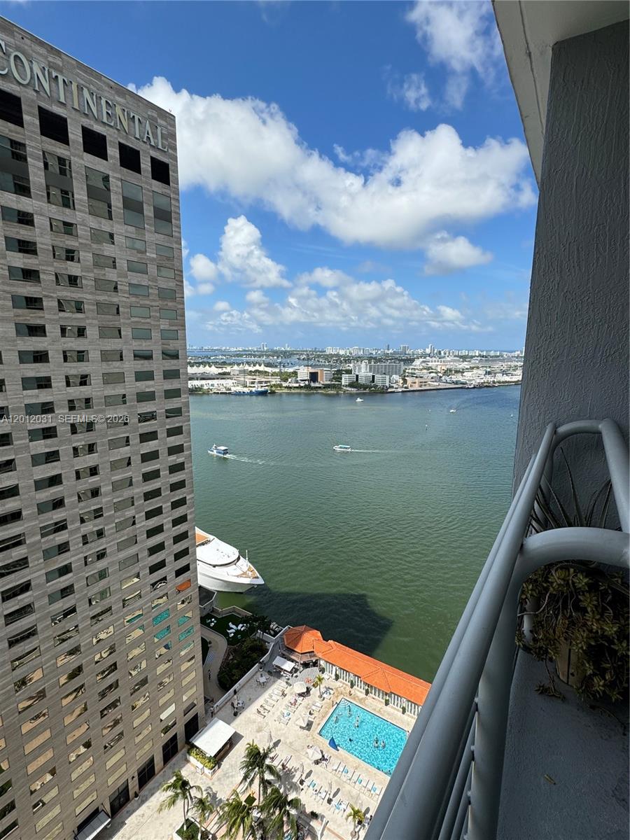 335 S Biscayne Blvd # 2900