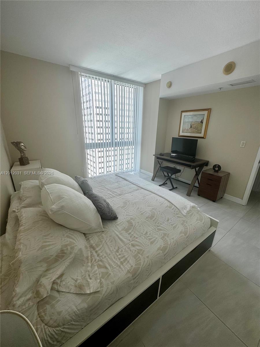 335 S Biscayne Blvd # 2900