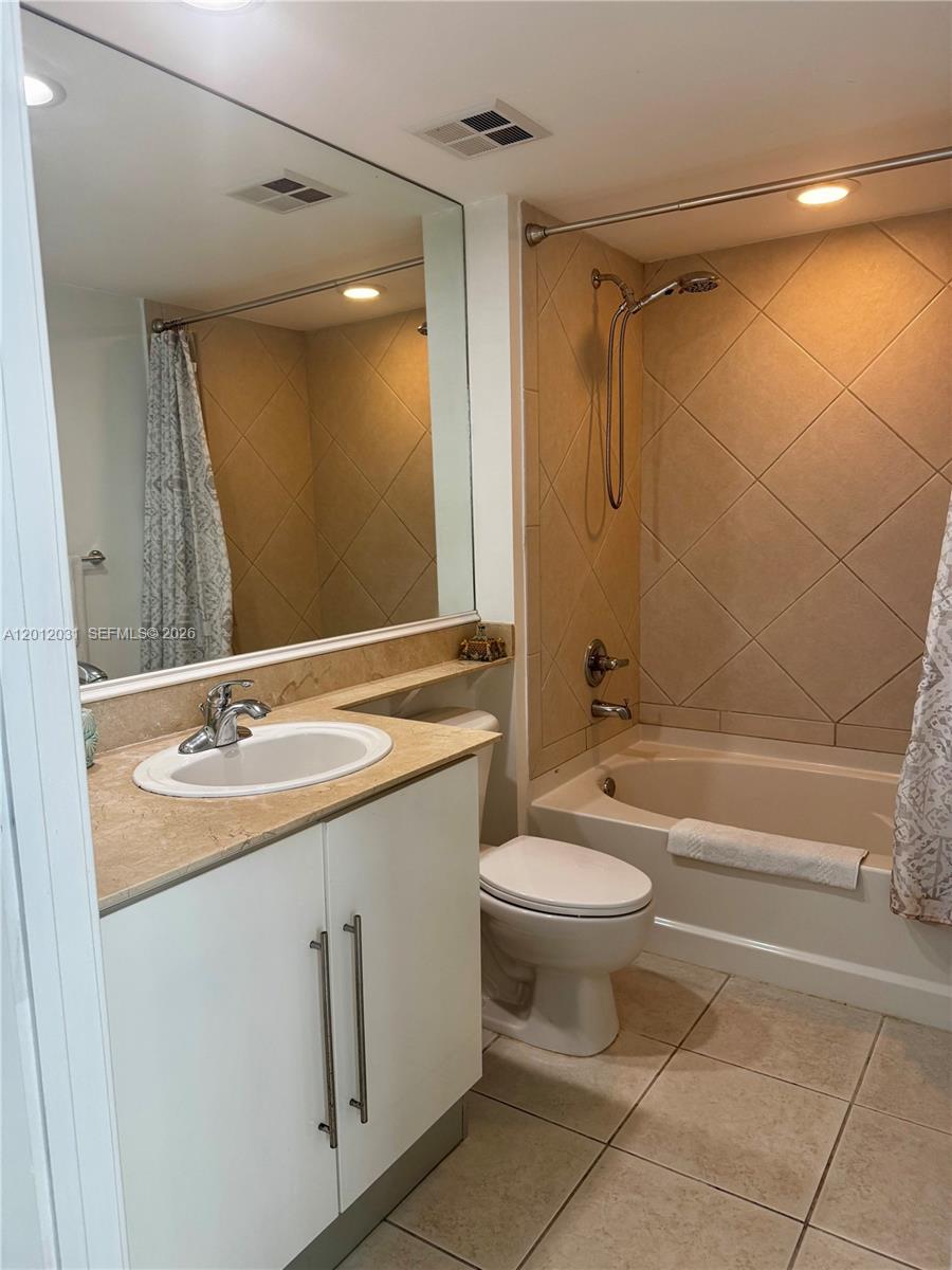 335 S Biscayne Blvd # 2900