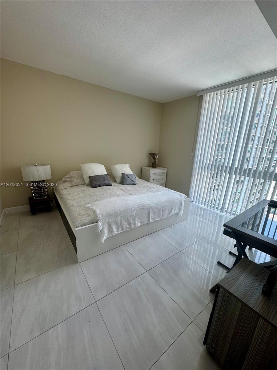 335 S Biscayne Blvd # 2900