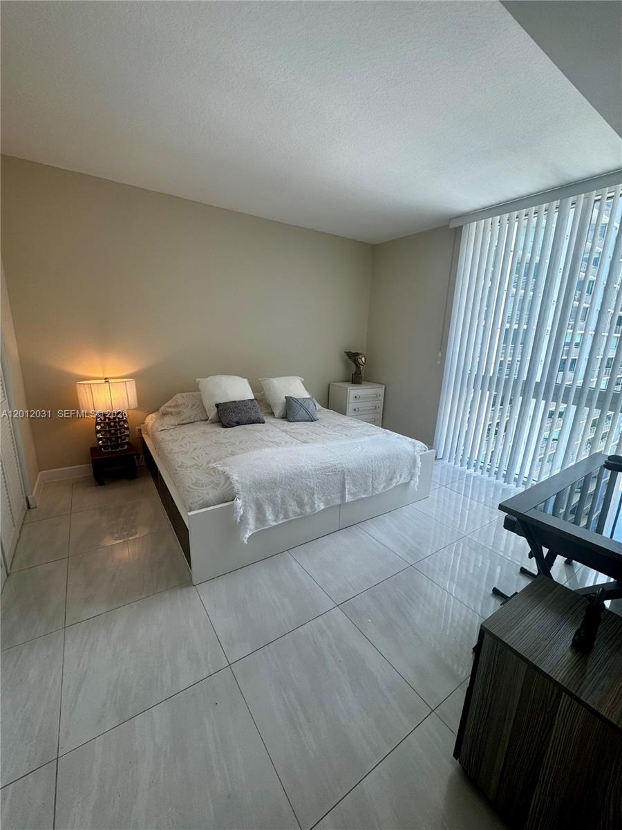 335 S Biscayne Blvd # 2900