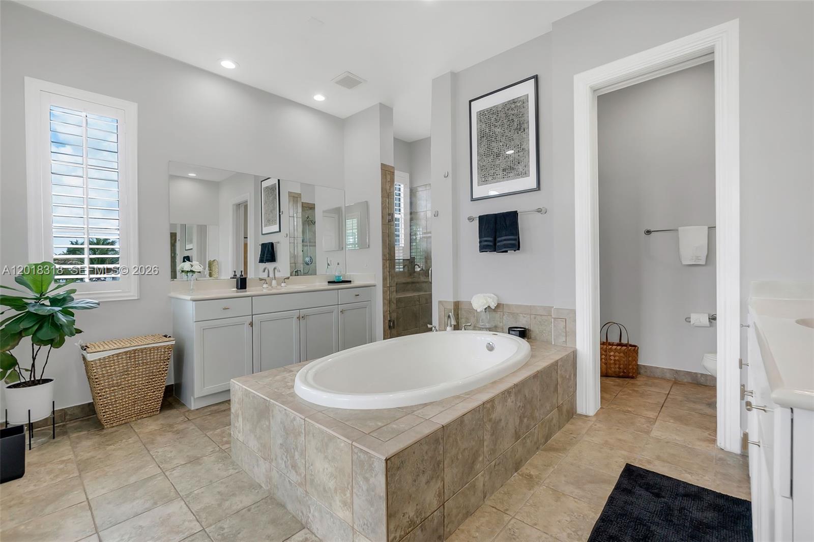 11075 NW 79th Place