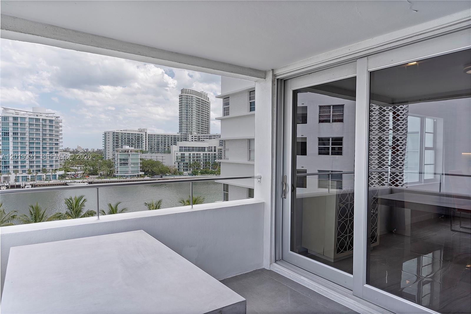 16 Island Ave # 7C