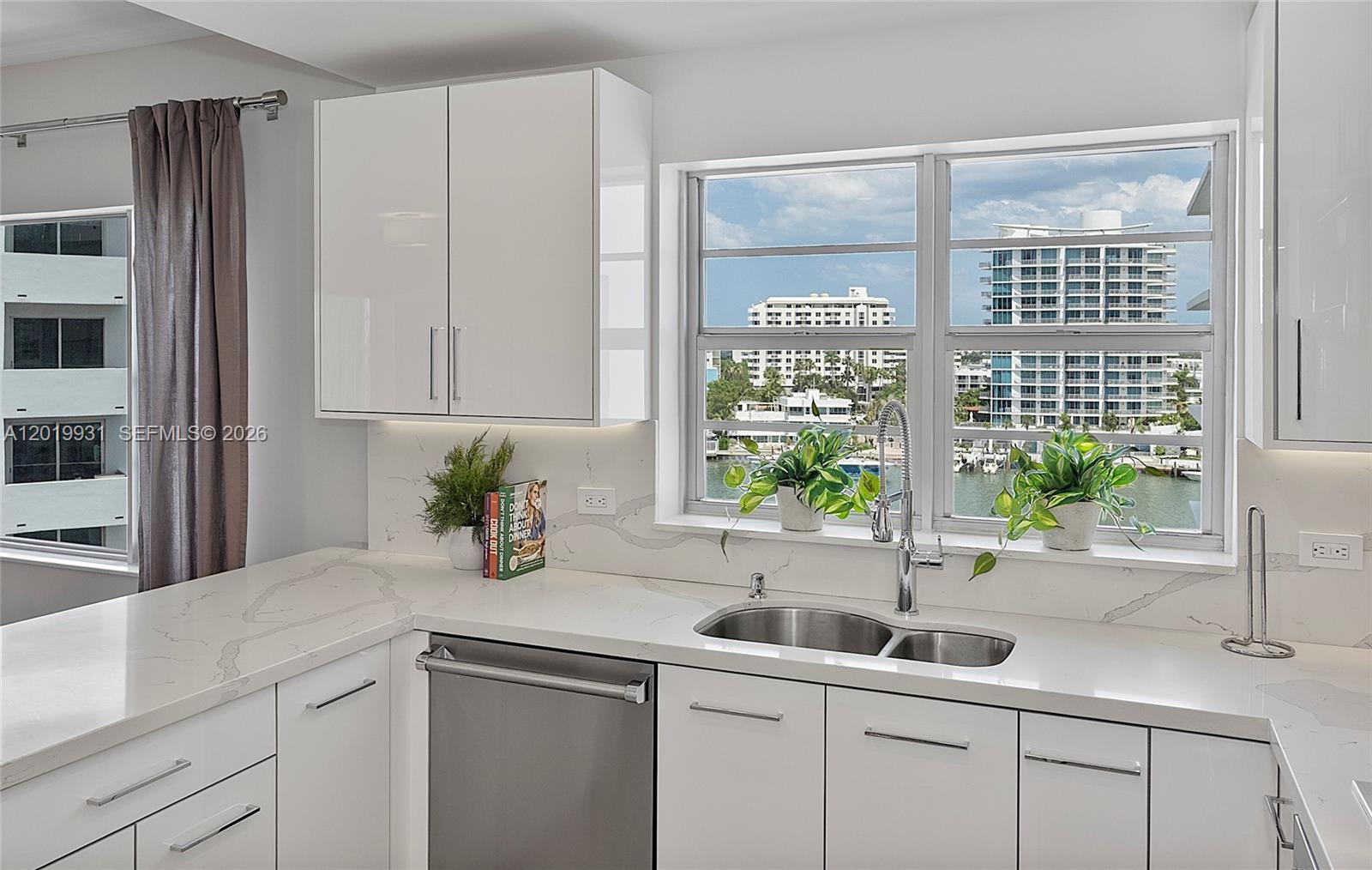 16 Island Ave # 7C