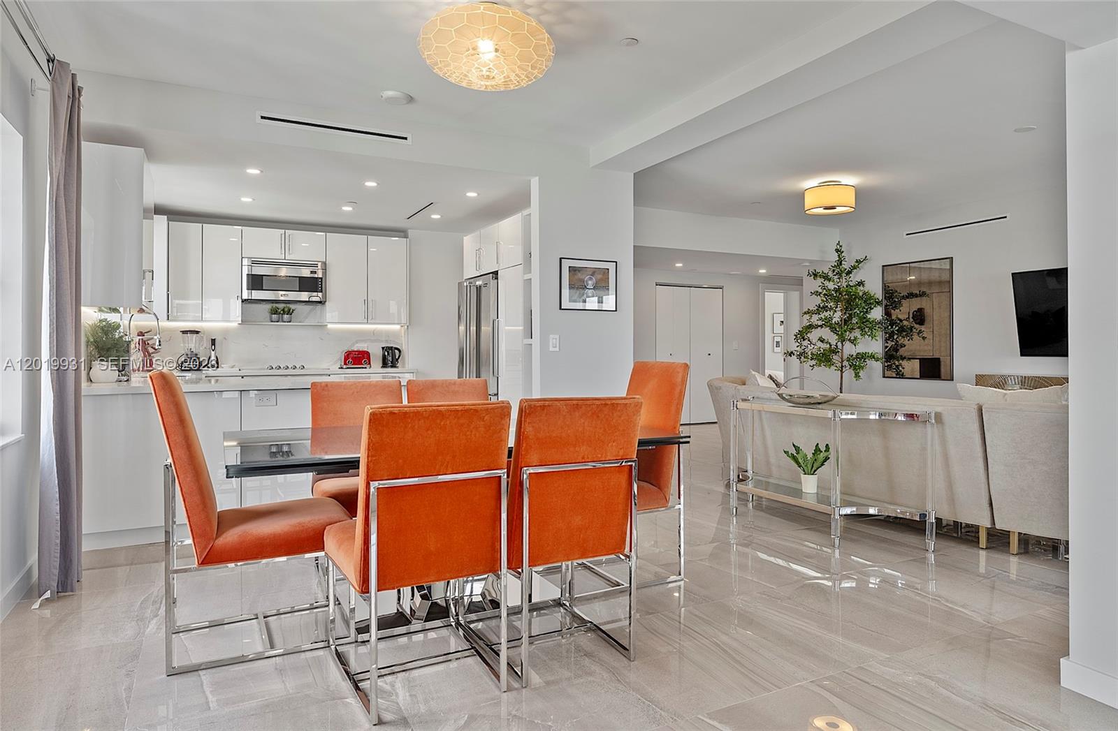 16 Island Ave # 7C