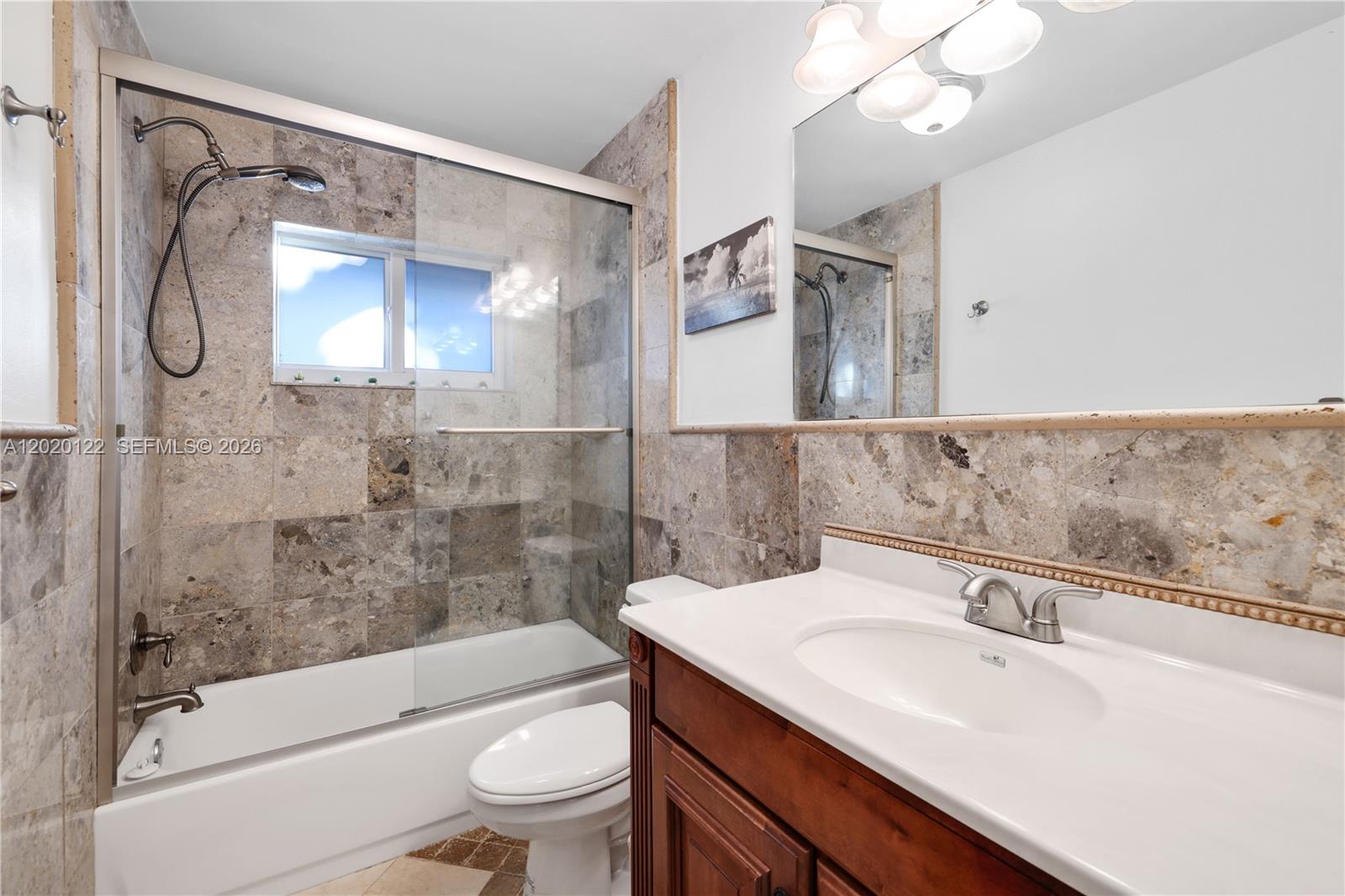 1311 NE 26th Ter